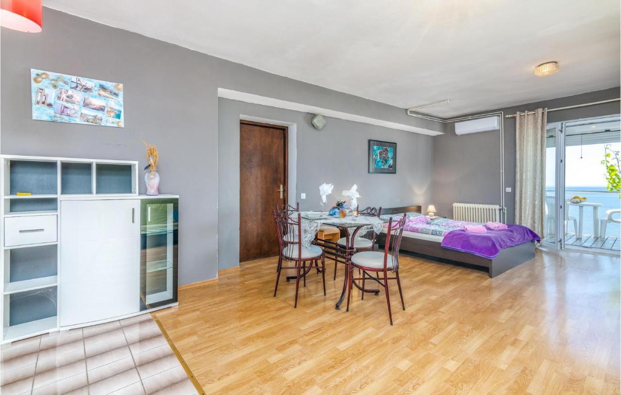 Lovely Apartment In Stara Baska With Wifi Ngoại thất bức ảnh