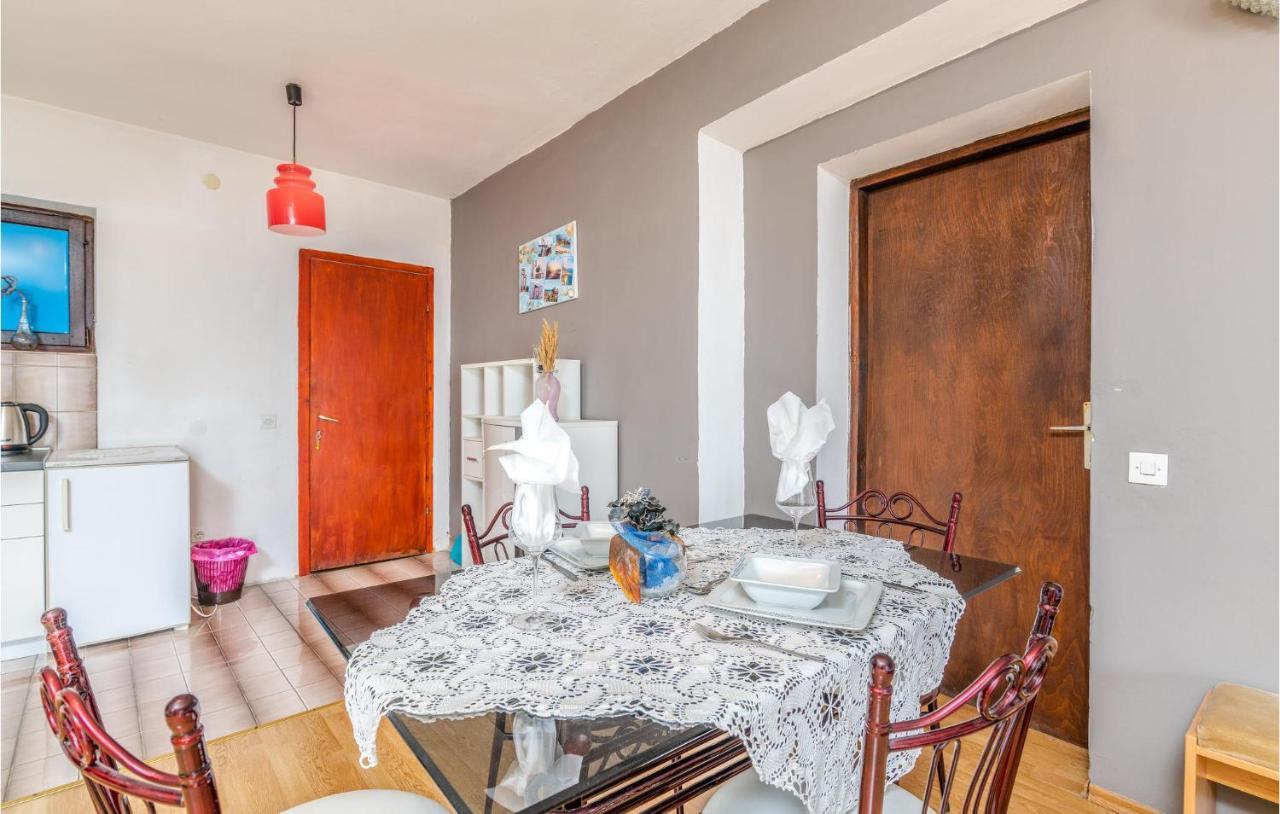 Lovely Apartment In Stara Baska With Wifi Ngoại thất bức ảnh